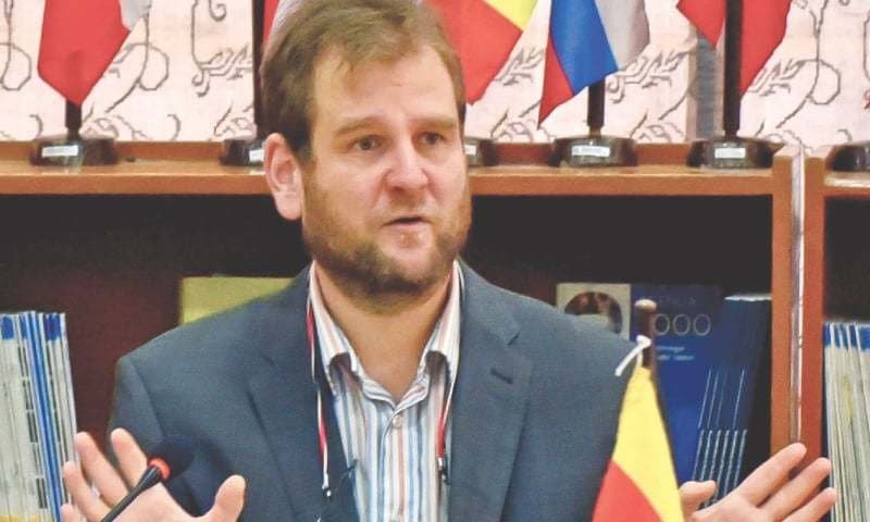 Lecture on "Brexit Negotiations and Unity within the European Union" by Prof. Dr. Markus Daechsel, German Scholar